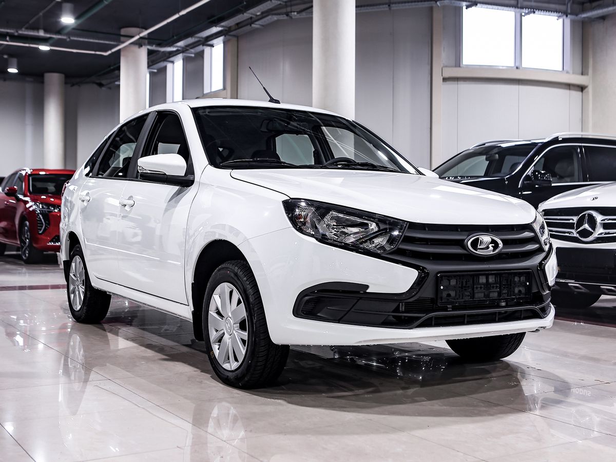 Купить Granta с пробегом