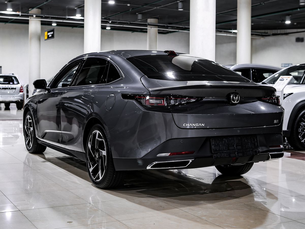 Купить Lamore с пробегом