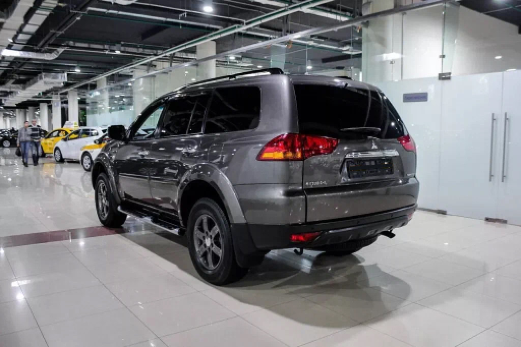 Купить Pajero Sport с пробегом