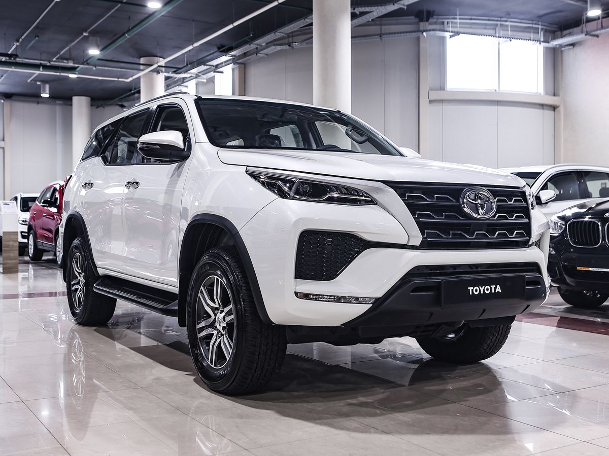 Купить Fortuner с пробегом